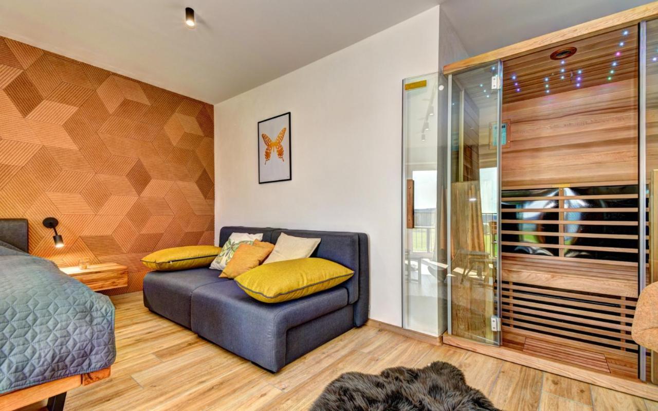 Dve Zatoky Apartment *