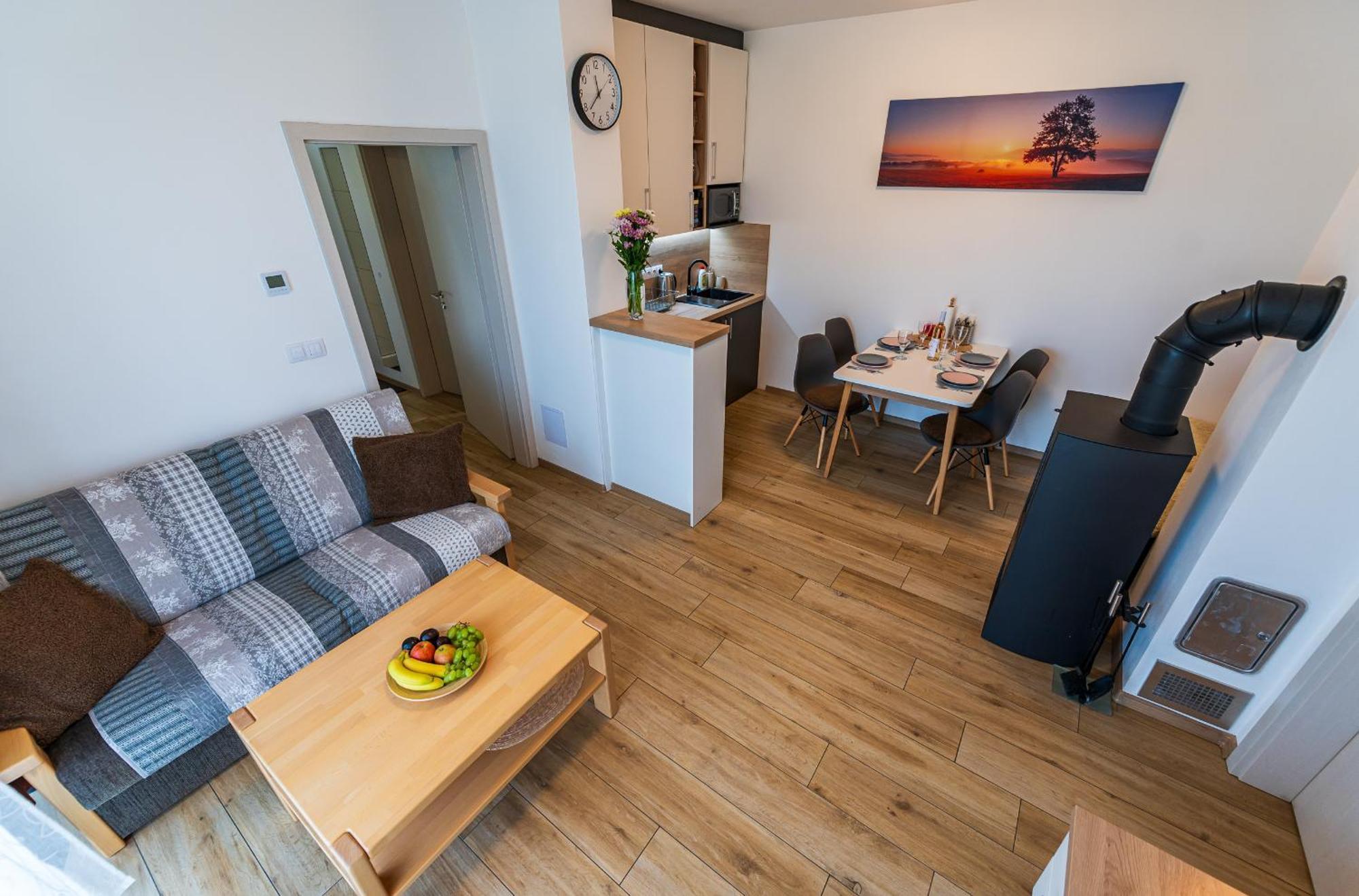 Apartment Dve Zatoky Kovarov